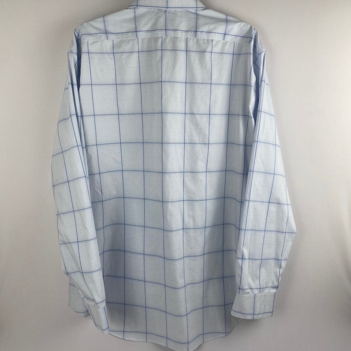 Camisa de hombre. Libre de arrugas. Talla 2XL 18